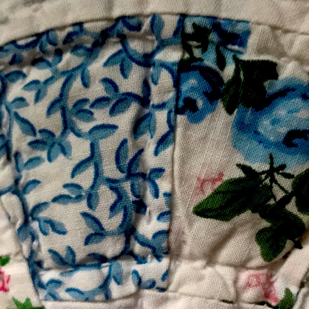 Meet your Posher, Roxann